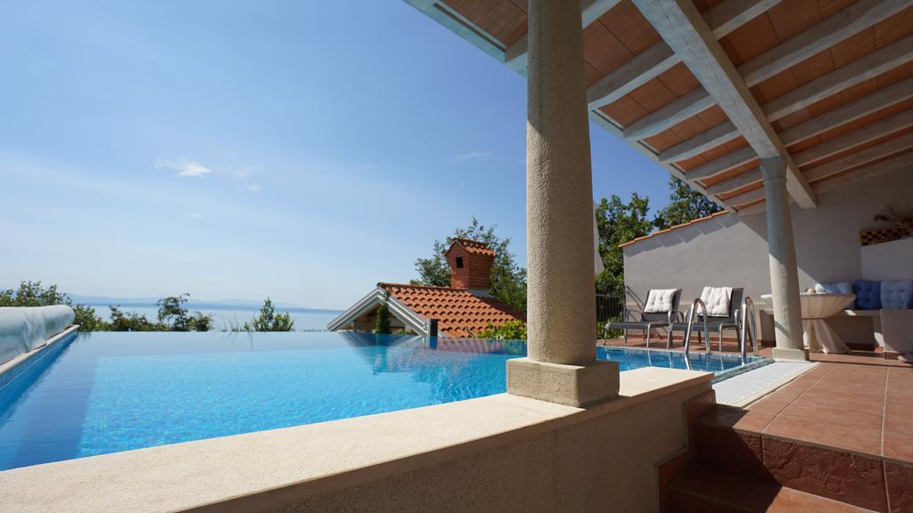 Apartments Villa Krasa Lovran Exterior foto
